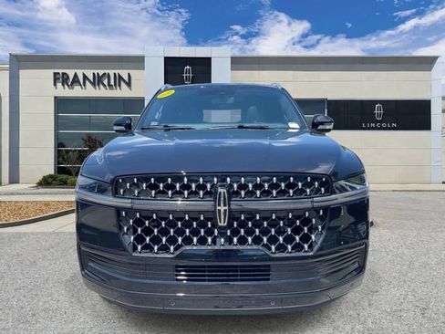 New 2026 Lincoln Navigator Black Label AWD/4WD image 8