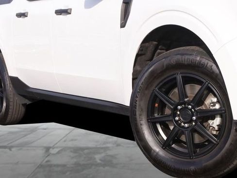 Certified 2023 Ford Maverick XL image 3