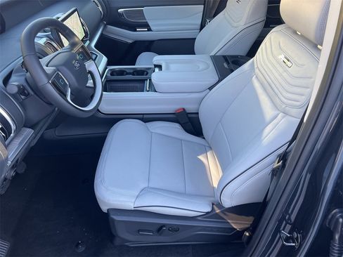 New 2025 Ford Expedition Max Platinum w/ Platinum Ultimate Package image 17