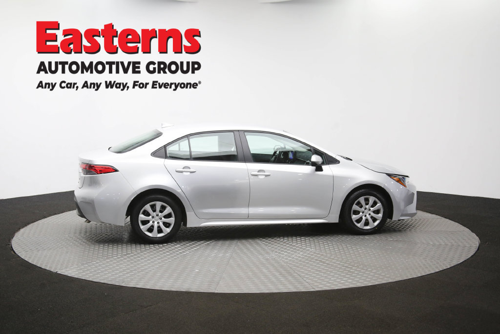 Used 2025 Toyota Corolla LE FWD image 45