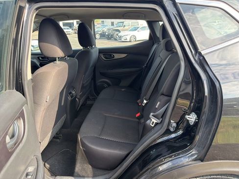 Used 2020 Nissan Rogue Sport S w/ Appearance Package image 24