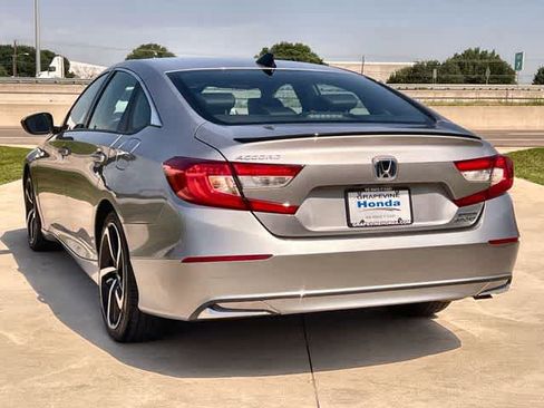Used 2022 Honda Accord Sport image 5