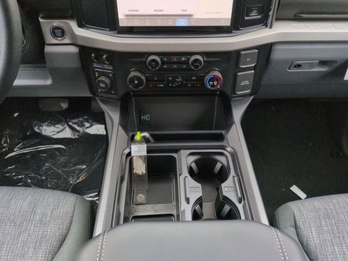 New 2026 Ford F250 XLT w/ XLT Premium Package image 19