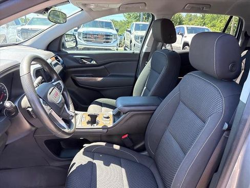 Certified 2023 GMC Acadia SLE w/ Driver Convenience Package AWD/4WD image 19