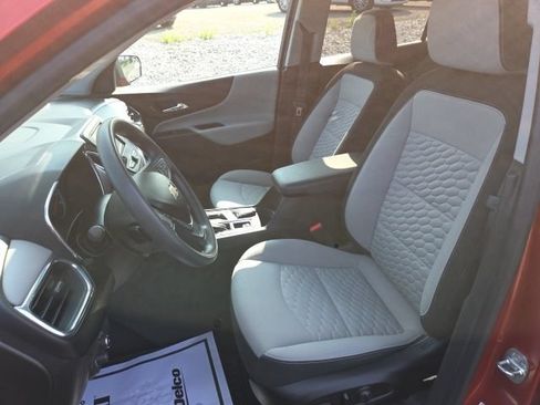 Used 2020 Chevrolet Equinox LS w/ LS Convenience Package AWD/4WD image 30