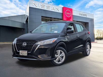 Certified 2025 Nissan Kicks Play S