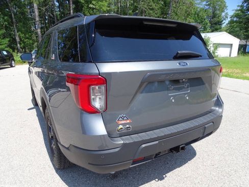 Used 2022 Ford Explorer 4WD Timberline image 10
