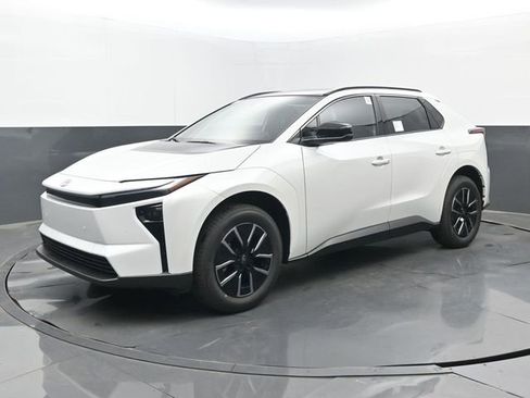 New 2026 Toyota bZ FWD image 22