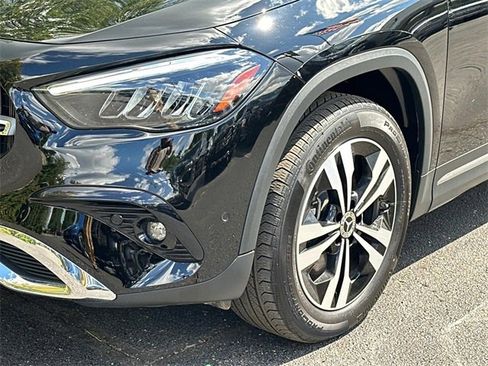 Certified 2025 Mercedes-Benz GLA 250 4MATIC image 7