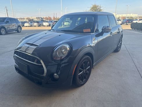 Used 2016 MINI Cooper S image 2