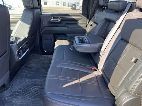 Used 2024 Chevrolet Silverado 3500 High Country w/ High Country Premium Package image 28