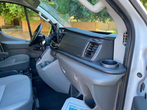 Used 2024 Ford Transit 350 XLT RWD image 35