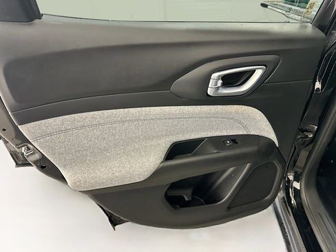 Used 2022 Jeep Compass Latitude w/ Convenience Group image 26