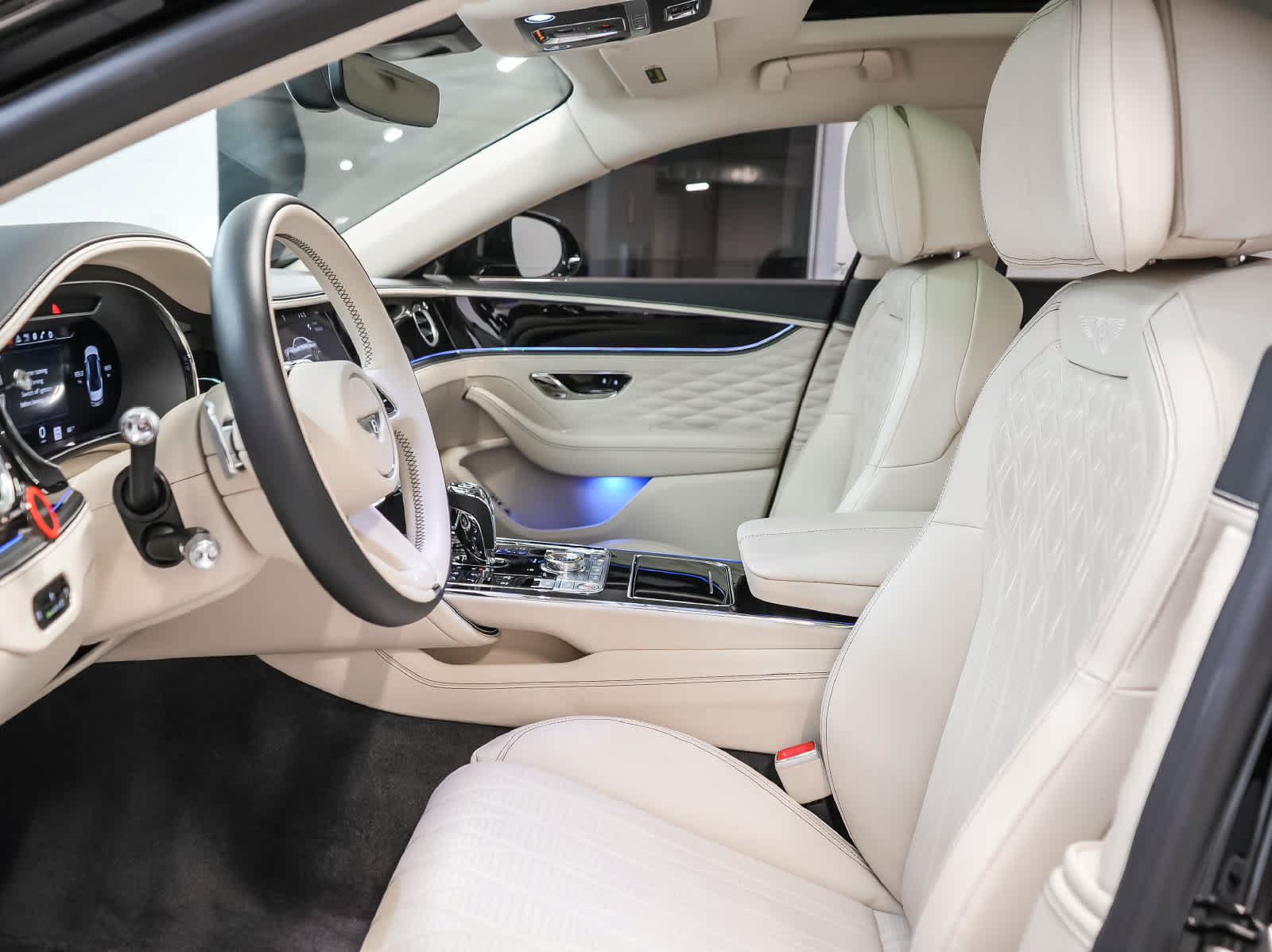 Used 2022 Bentley Flying Spur V8 AWD/4WD image 16