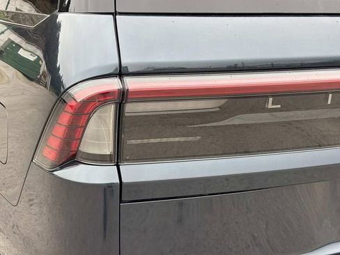 New 2026 Lincoln Navigator Reserve image 11