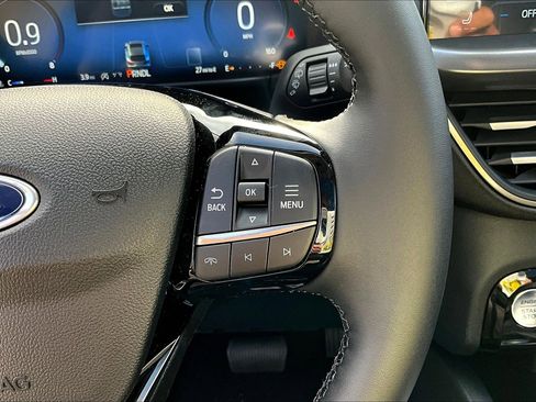 New 2026 Ford Escape Active w/ Active Premium Tech Pack image 18