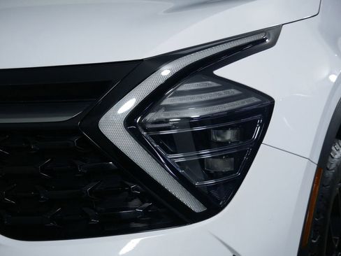 Certified 2024 Kia Sportage X-Pro AWD/4WD image 15