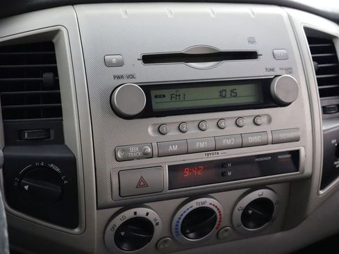 Used 2006 Toyota Tacoma 4x4 Access Cab V6 image 23