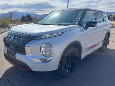 Used 2024 Mitsubishi Outlander Ralliart AWD/4WD image 3