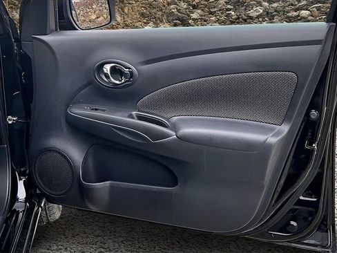 Used 2019 Nissan Versa SV image 22