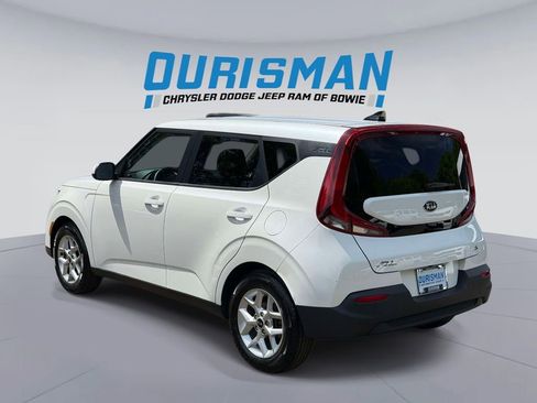 Used 2020 Kia Soul S FWD image 4