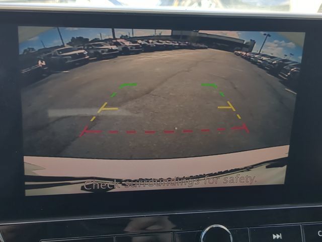 Used 2024 Nissan Altima 2.5 SR w/ SR Premium Package FWD image 26