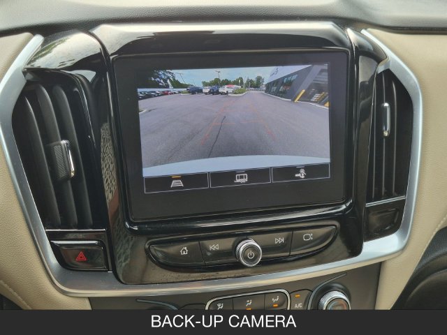 Used 2023 Chevrolet Traverse LT AWD/4WD image 25