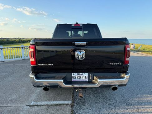 Used 2019 RAM 1500 Laramie AWD/4WD image 6