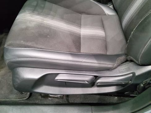 Used 2023 Honda Civic Sport image 28