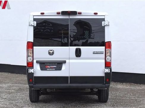 Used 2025 RAM ProMaster 2500 w/ U-Haul Equipment Group FWD image 4