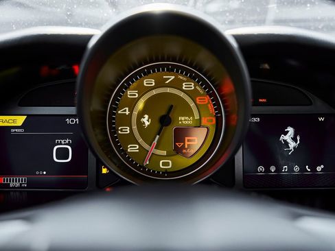 Used 2020 Ferrari 812 Superfast RWD image 55