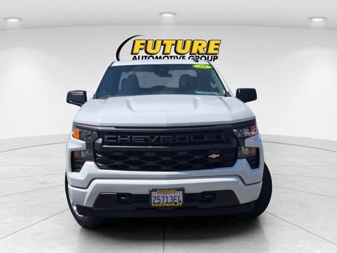 Used 2025 Chevrolet Silverado 1500 Custom AWD/4WD image 2