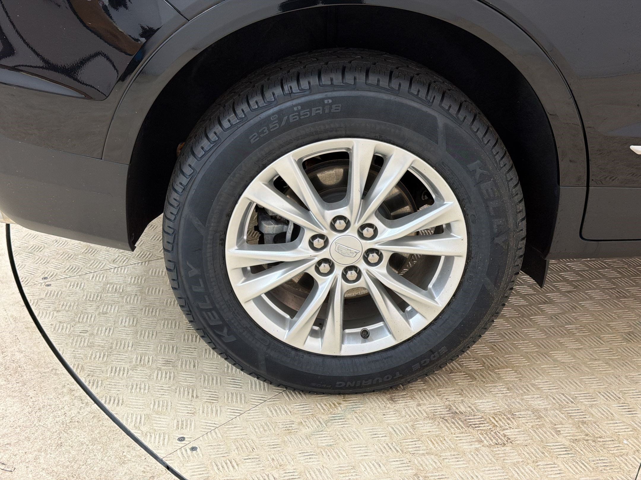 Certified 2023 Cadillac XT5 Luxury AWD/4WD image 12