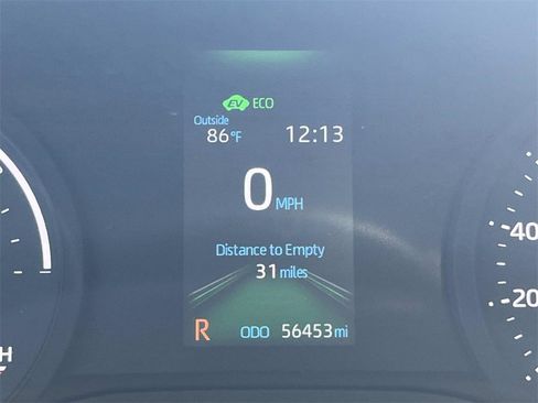 Used 2024 Toyota Sienna XLE image 30