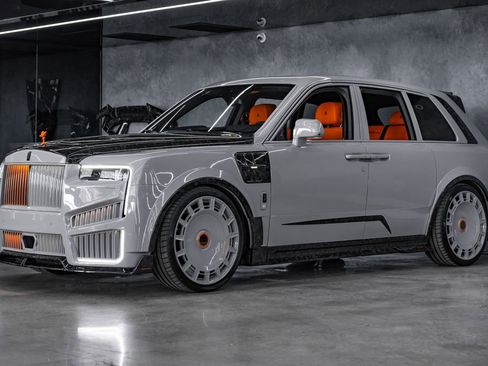 Used 2026 Rolls-Royce Cullinan AWD/4WD image 5
