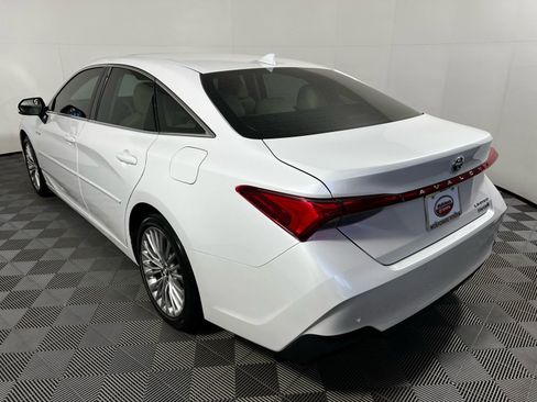 Certified 2020 Toyota Avalon Limited w/ Advanced Safety Package image 7