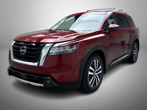 Used 2022 Nissan Pathfinder Platinum w/ Lighting Package (N93) image 1