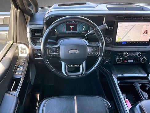Used 2023 Ford F350 Platinum image 5