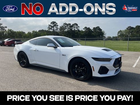 Used 2025 Ford Mustang GT RWD image 1