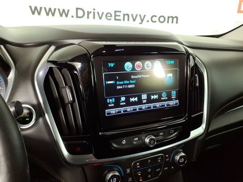 Used 2019 Chevrolet Traverse LT FWD image 21