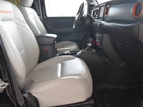 Used 2022 Jeep Gladiator Mojave w/ LED Lighting Group AWD/4WD image 5