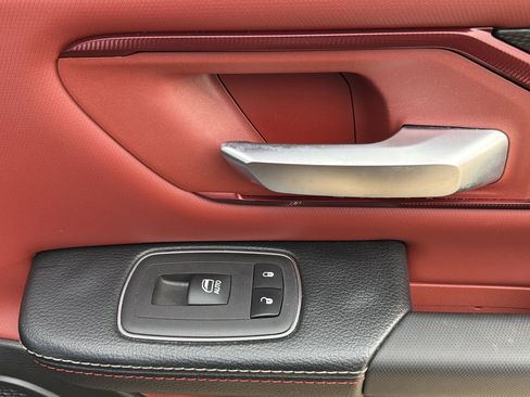 Used 2024 RAM 1500 Rebel image 30