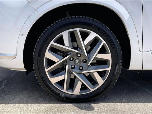 Used 2021 Hyundai Santa Fe Calligraphy AWD/4WD image 35