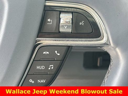 Used 2020 Lincoln Navigator L Black Label w/ Cargo Convenience Package AWD/4WD image 28