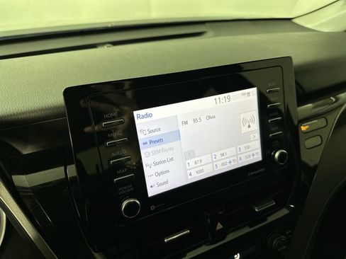 Used 2022 Toyota Camry LE image 16