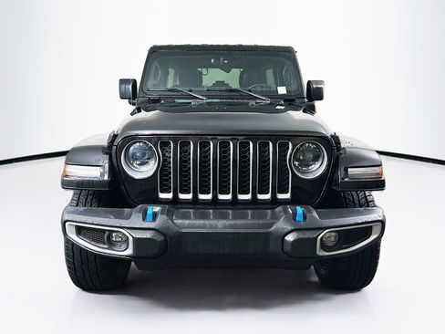 Used 2023 Jeep Wrangler Sahara w/ Cold Weather Group image 2