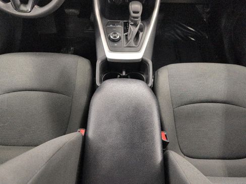 Used 2025 Toyota RAV4 LE AWD/4WD image 16