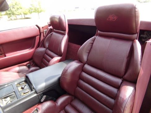 Used 1993 Chevrolet Corvette Convertible RWD image 23