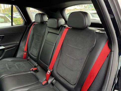 Used 2025 Mercedes-Benz GLC 43 AMG 4MATIC image 14