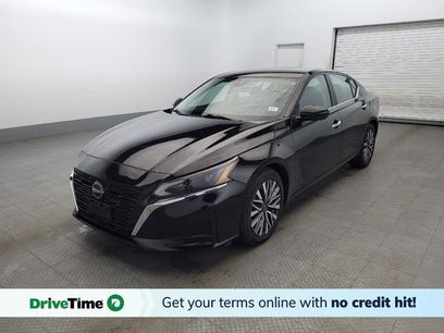 Used 2023 Nissan Altima 2.5 SV
